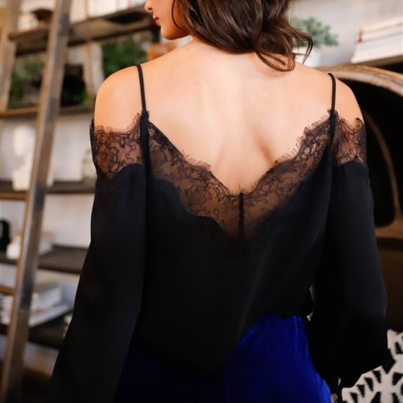CHIC DOLLZ Off Shoulder Lace Details Black Blouse - Picture 4 of 6